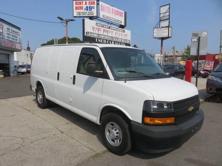 2019 Chevrolet Express 2500 Cargo Van photo 1