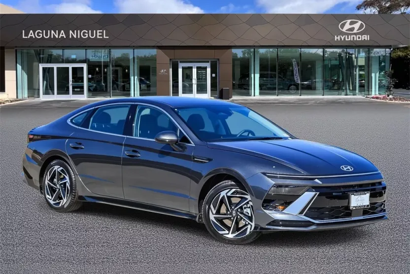 2026 Hyundai Sonata SEL Sport photo 1
