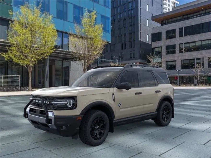 2025 Ford Bronco Sport Outer Banks photo 1