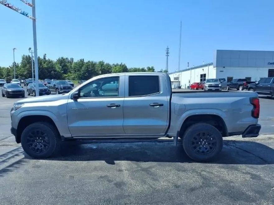 2026 Chevrolet Colorado Work Truck photo 1