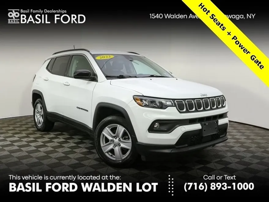 2022 Jeep Compass Latitude photo 1