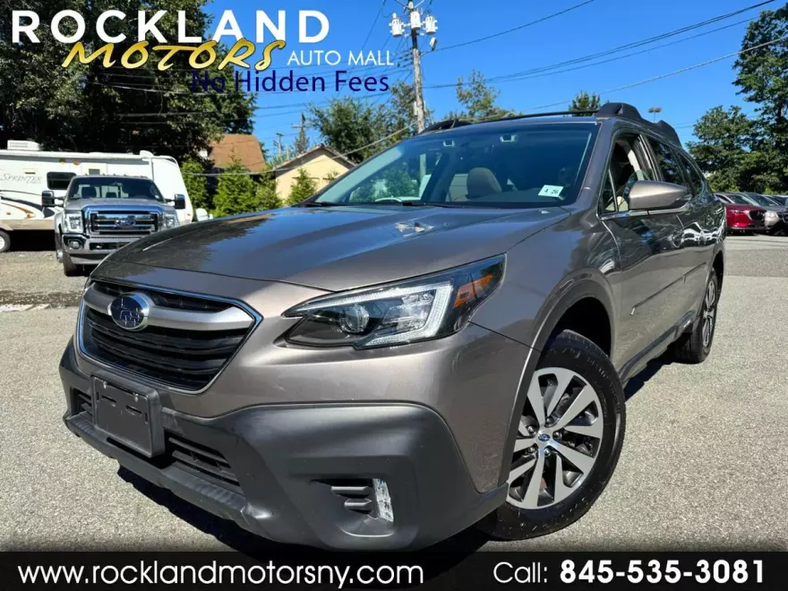 2021 Subaru Outback Premium photo 1