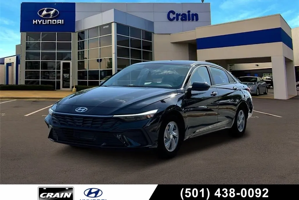 2025 Hyundai Elantra SE photo 1