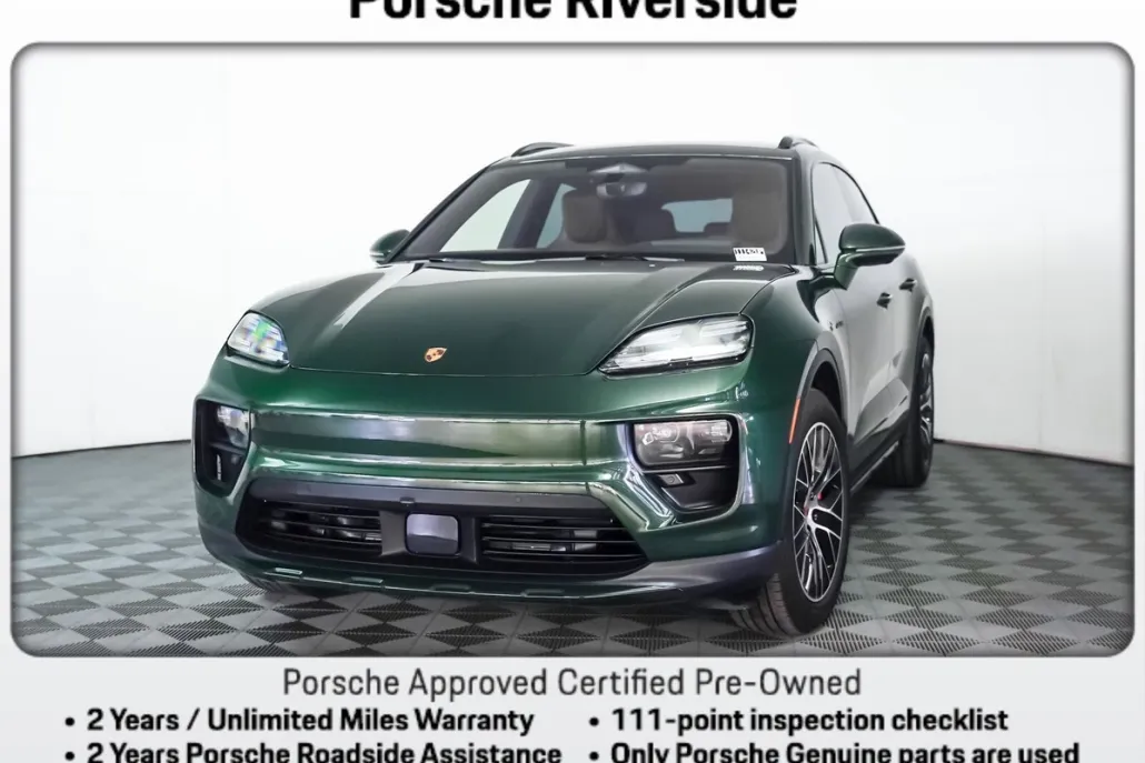 2025 Porsche Macan Electric photo 1