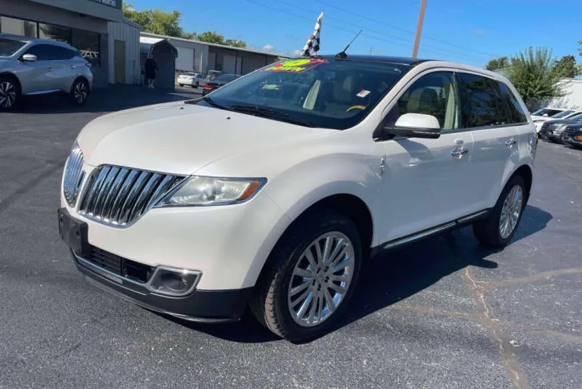 2013 Lincoln MKX photo 1