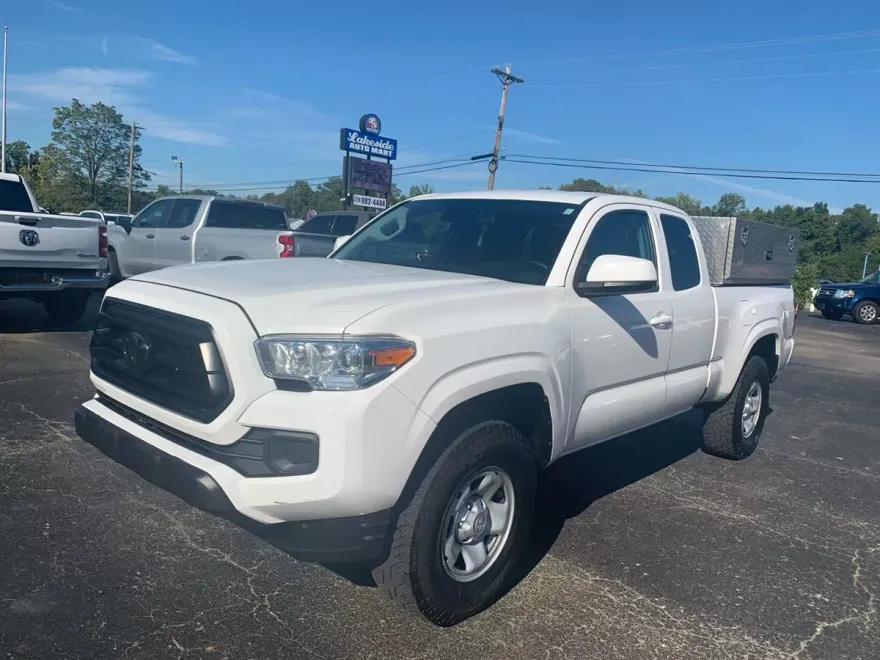 2021 Toyota Tacoma SR5 Access Cab photo 1