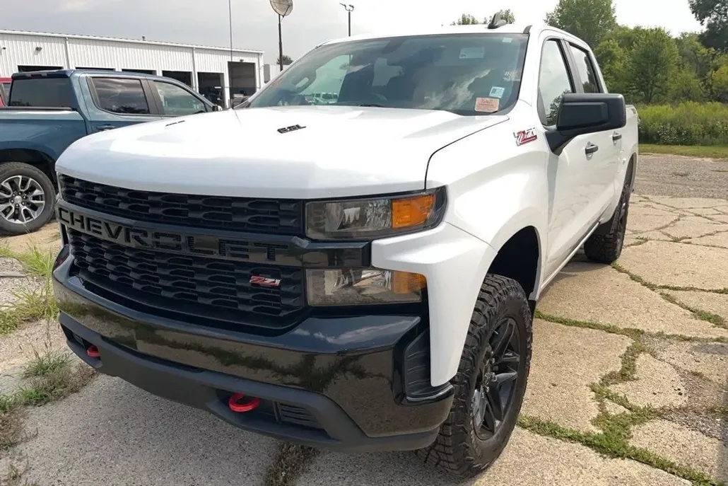 2022 Chevrolet Silverado 1500 Custom Trail Boss photo 1
