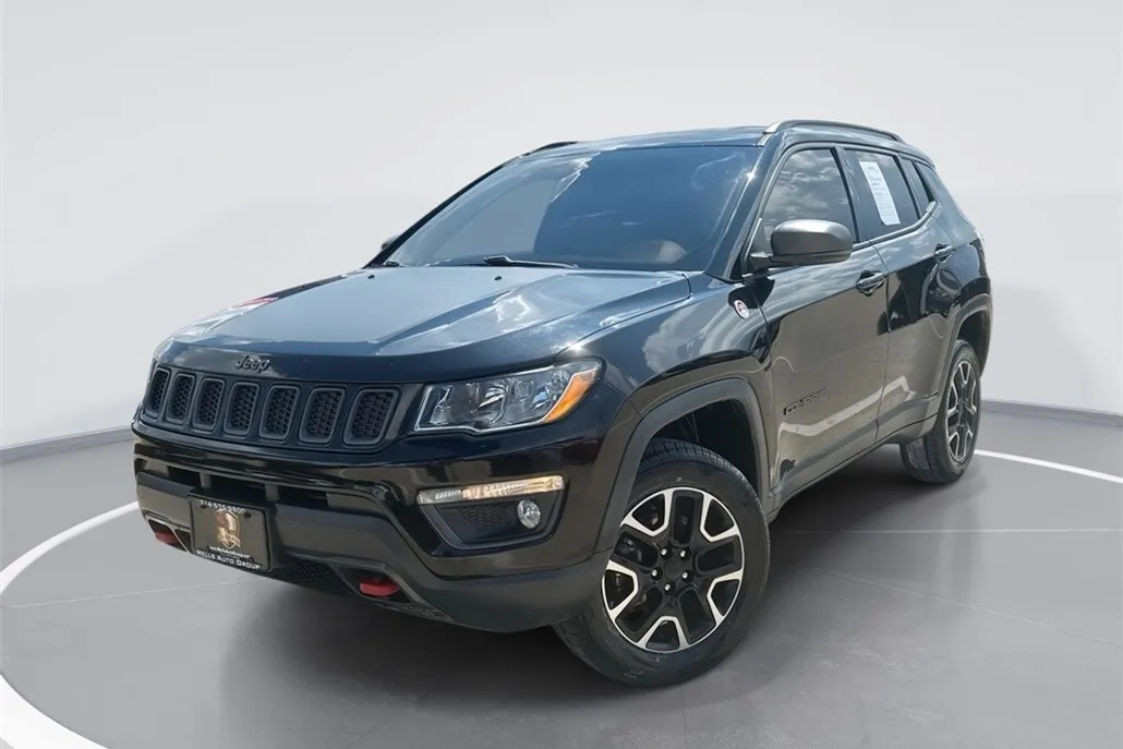 2020 Jeep Compass Trailhawk photo 1