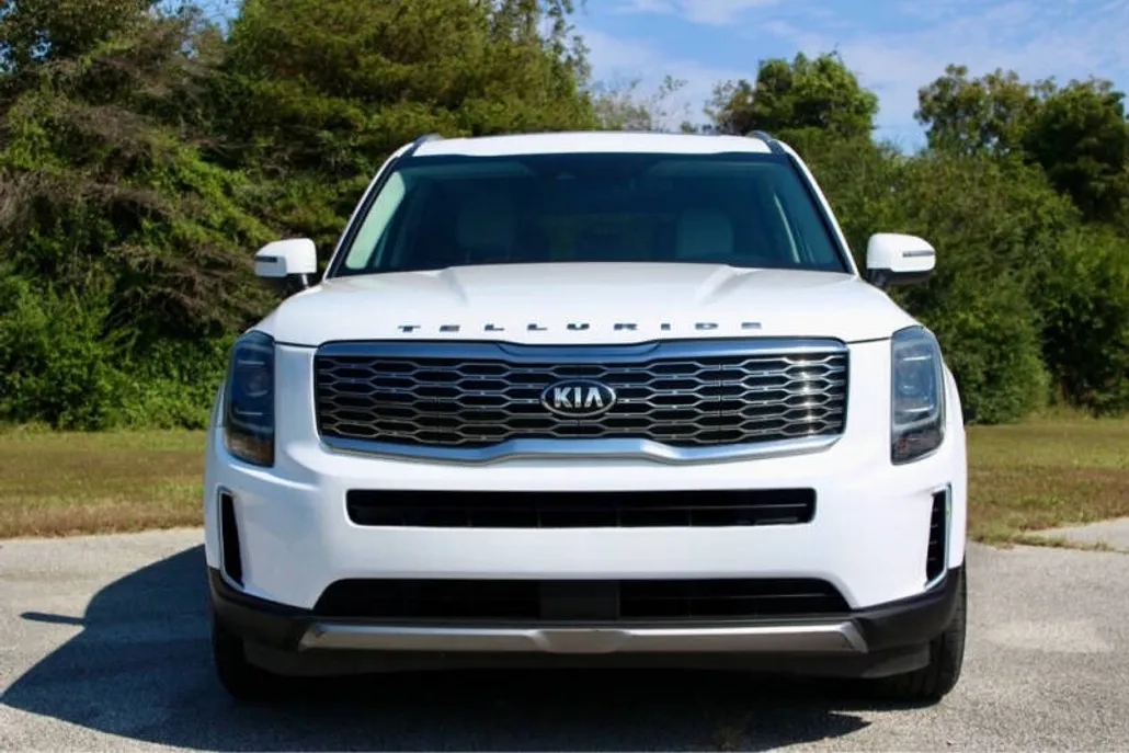 2020 Kia Telluride EX photo 1