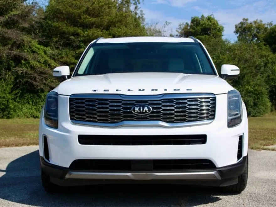 2020 Kia Telluride EX photo 1