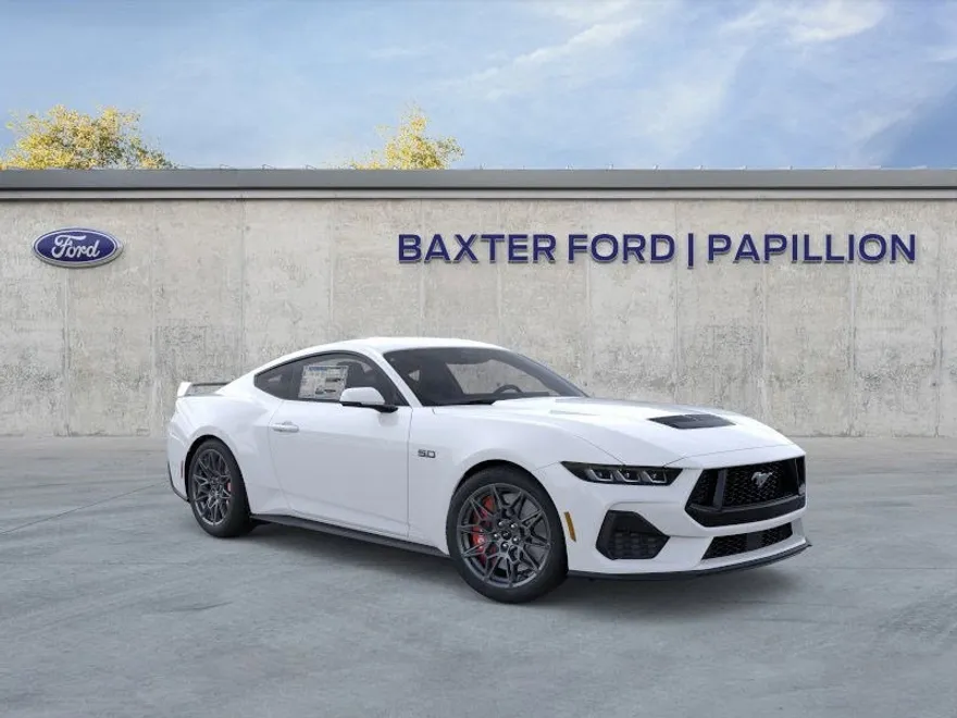 2025 Ford Mustang Shelby photo 1