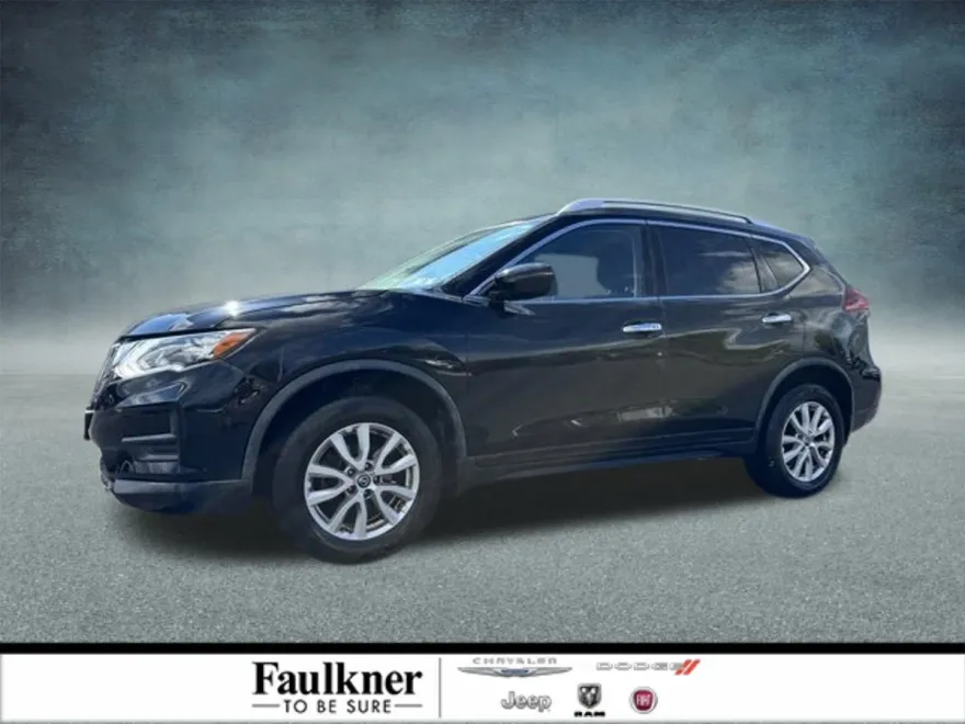 2018 Nissan Rogue AWD SV photo 1