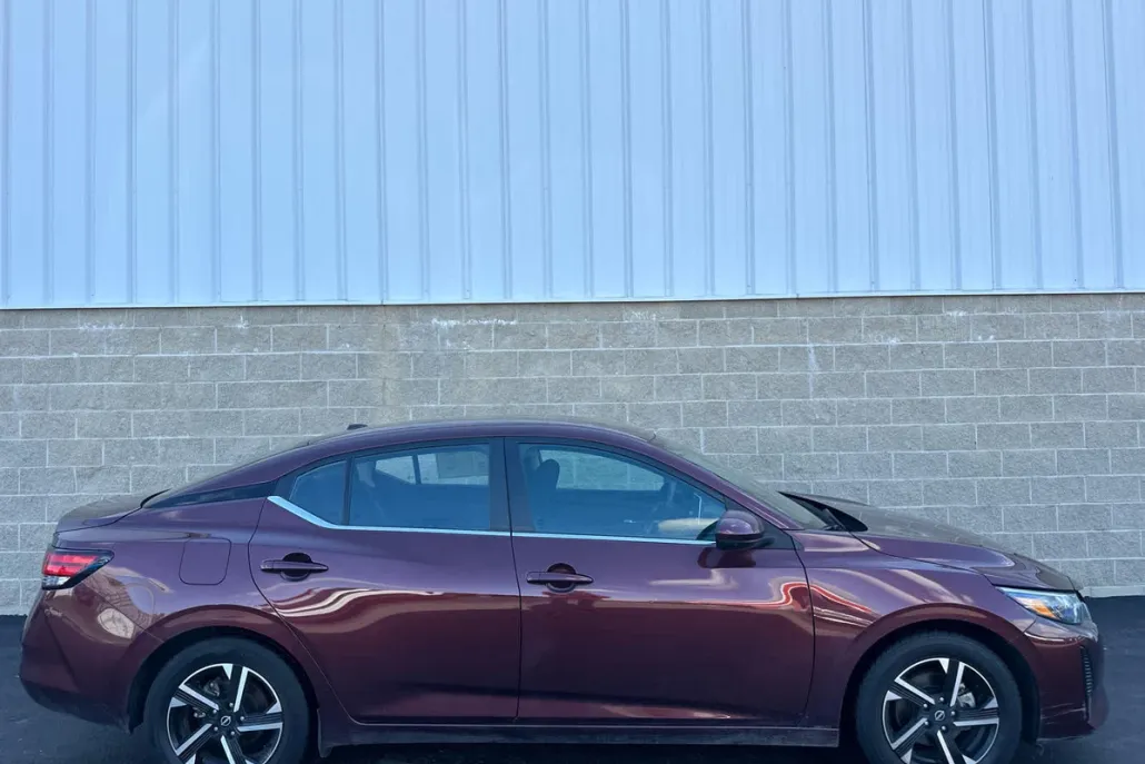 2024 Nissan Sentra SV photo 1