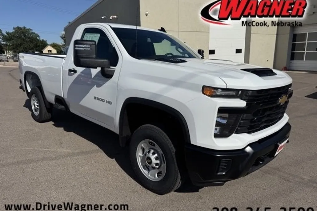 2025 Chevrolet Silverado 2500HD photo 1