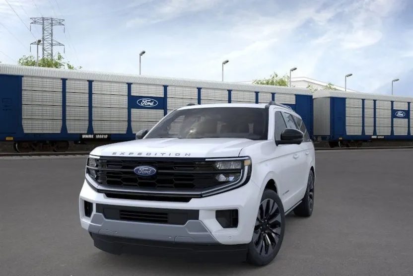 2025 Ford Expedition Platinum photo 1