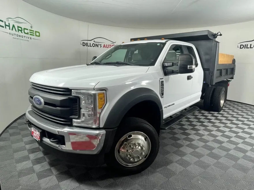 2017 Ford F-450 photo 1