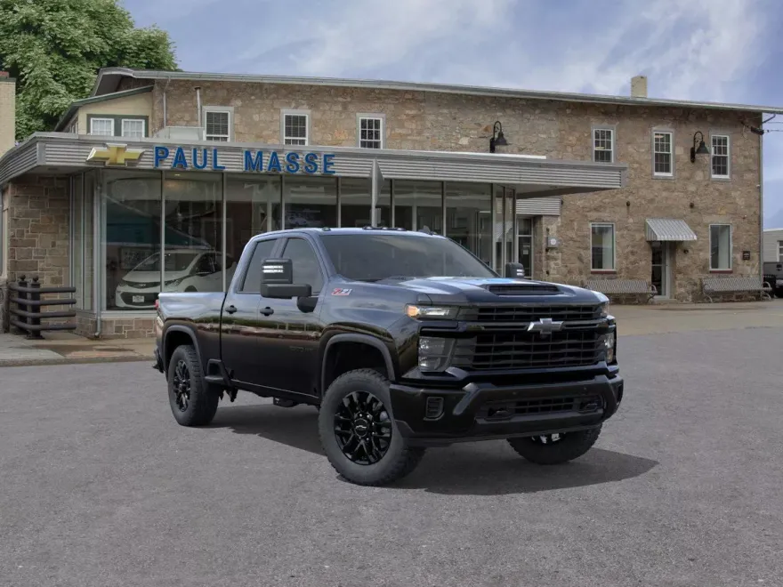 2026 Chevrolet Silverado 2500HD Custom photo 1