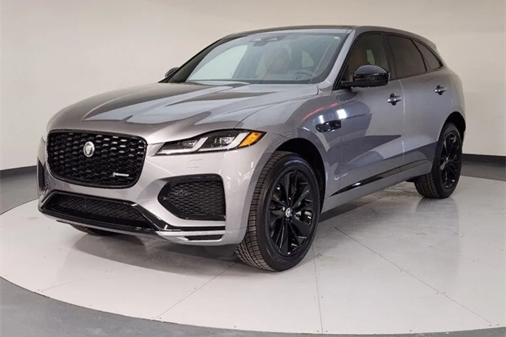 2025 Jaguar F-PACE P400 R-Dynamic S photo 1