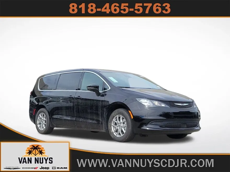 2025 Chrysler Voyager LX photo 1