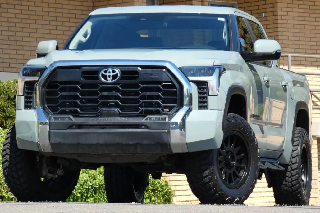 2024 Toyota Tundra CrewMax SR5 photo 1