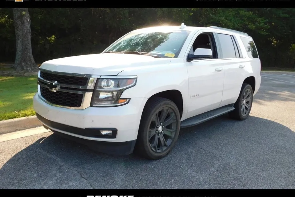 2020 Chevrolet Tahoe LT photo 1
