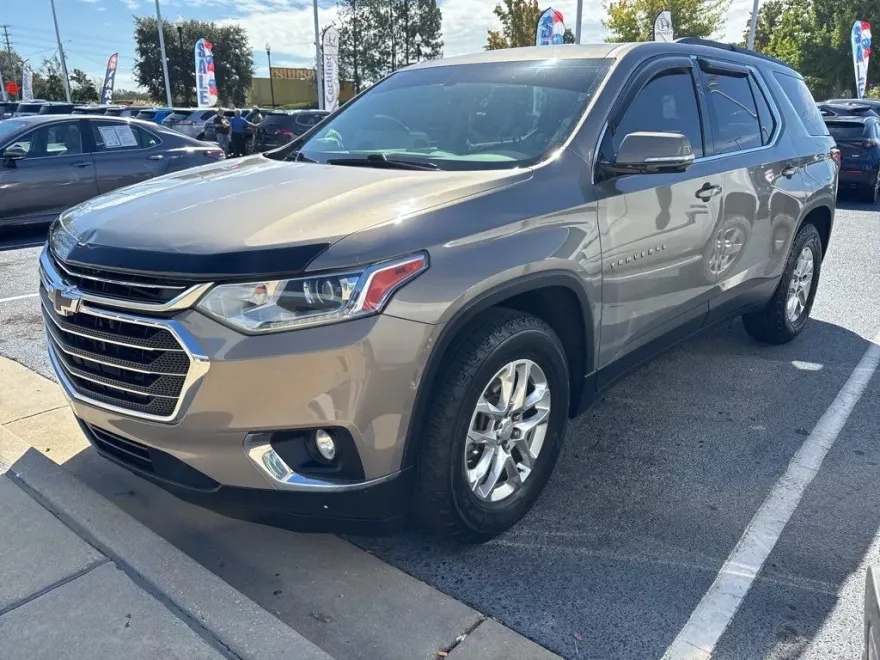 2019 Chevrolet Traverse Cloth 1LT photo 1