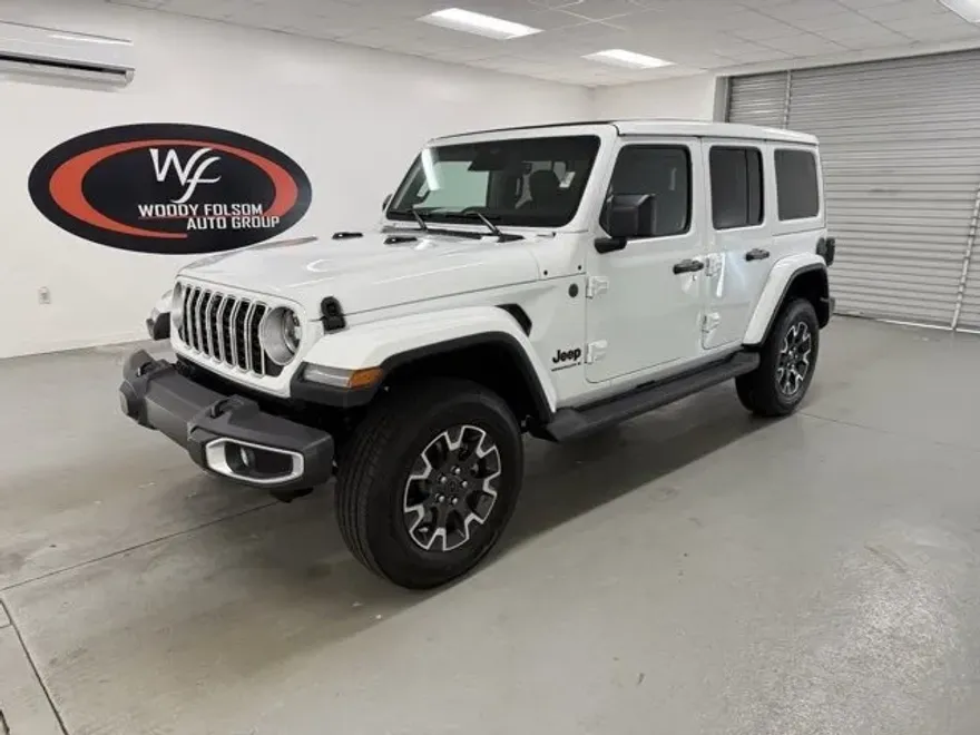 2025 Jeep Wrangler Sahara photo 1