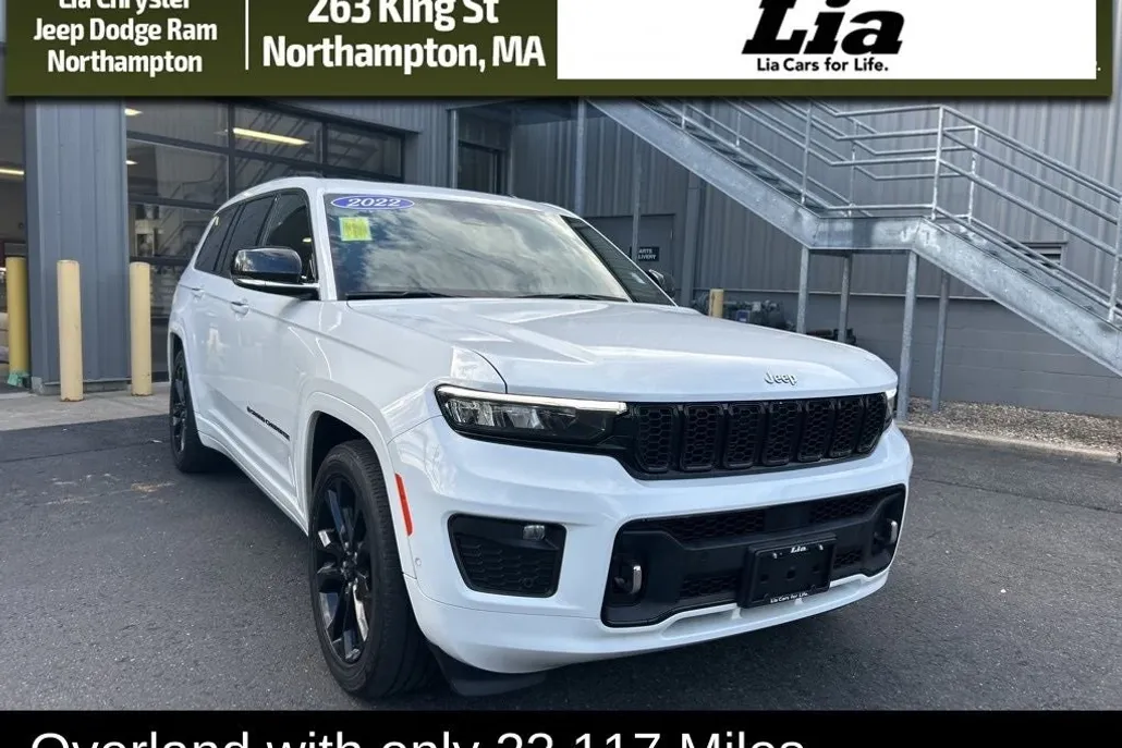 2022 Jeep Grand Cherokee Overland photo 1