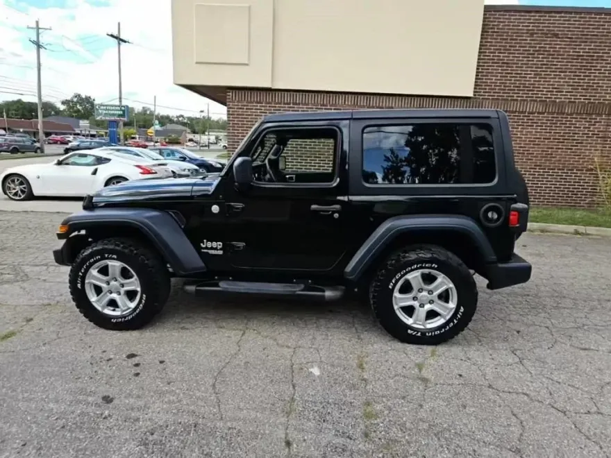 2019 Jeep Wrangler Sport S photo 1