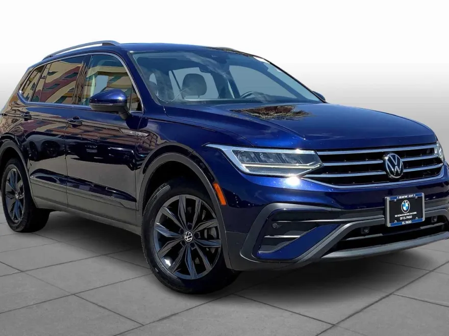 2022 Volkswagen Tiguan SE photo 1