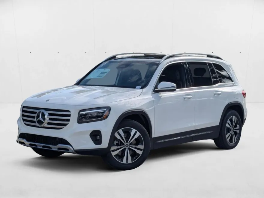 2026 Mercedes Benz GLB 250 photo 1