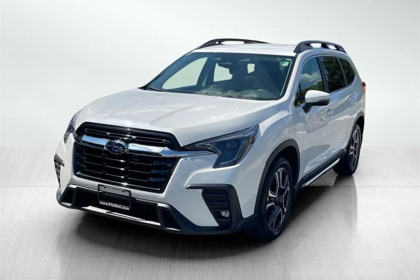 2023 Subaru Ascent Limited photo 1
