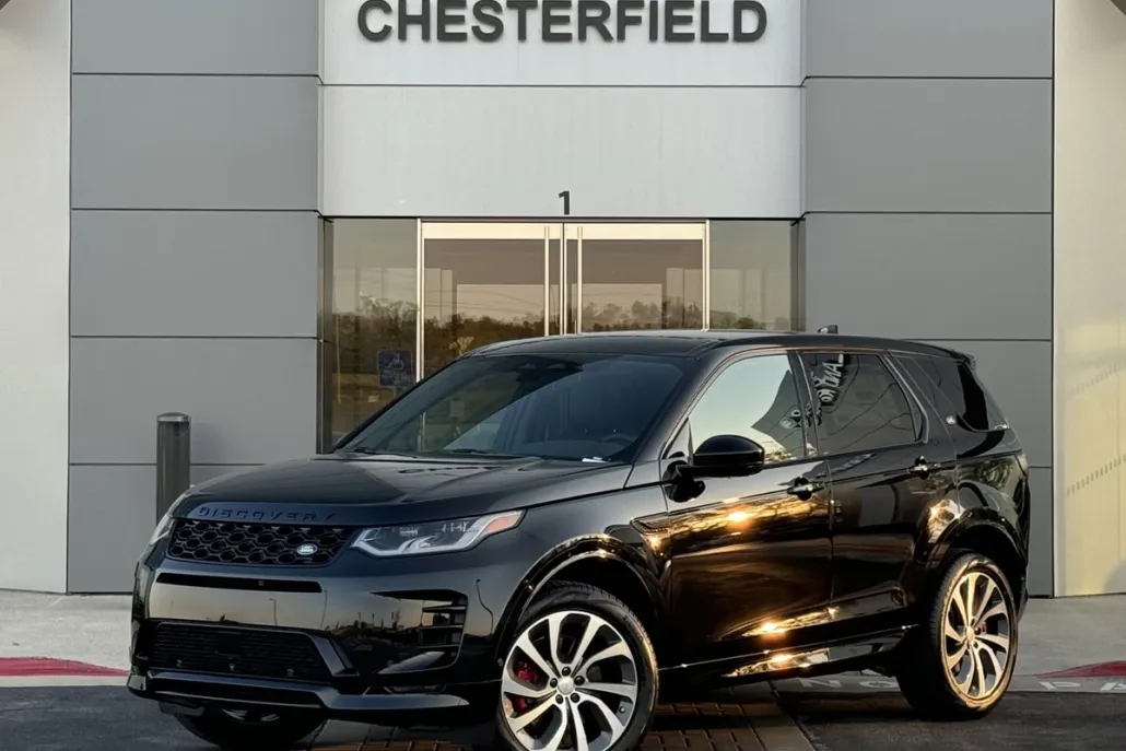 2025 Land Rover Discovery Sport Dynamic SE photo 1