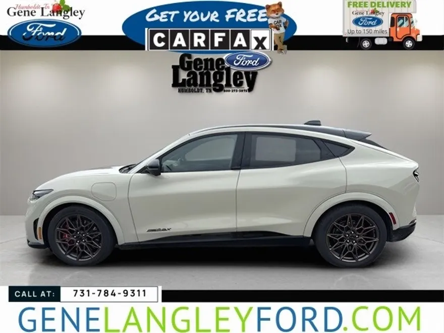 2025 Ford Mustang Mach-E GT photo 1