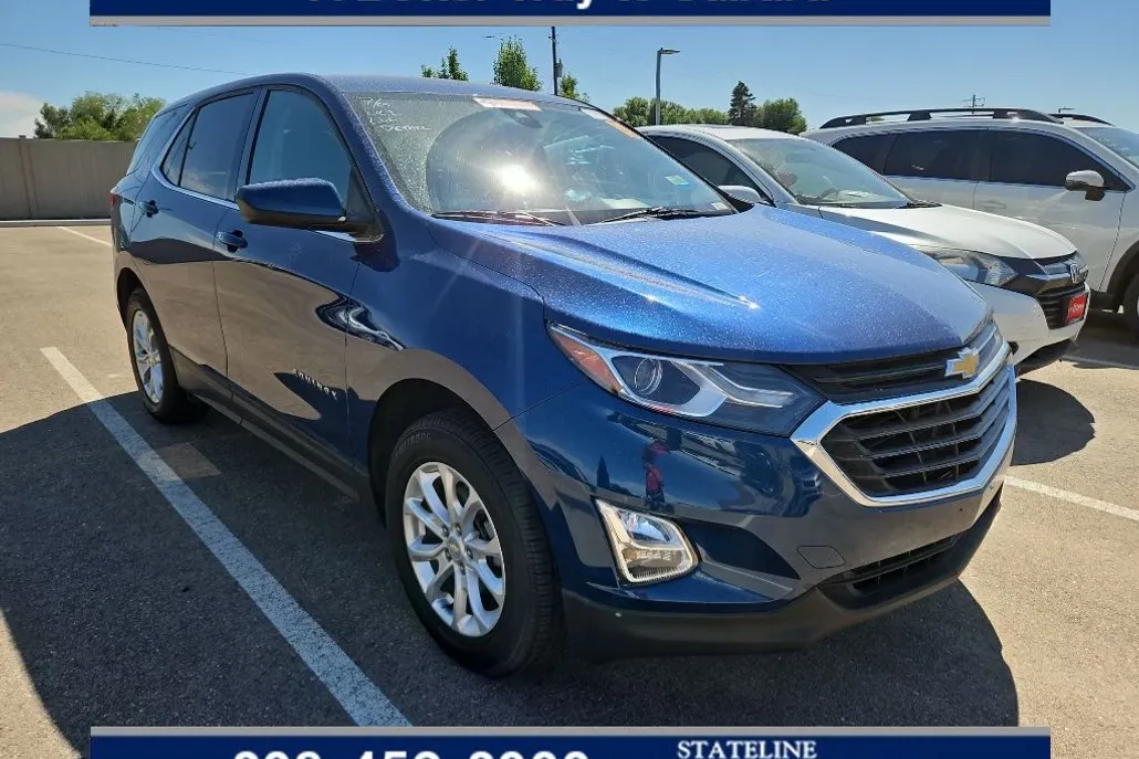 2020 Chevrolet Equinox LT photo 1