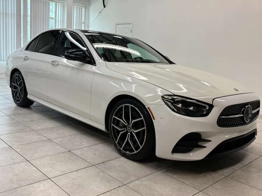 2022 Mercedes Benz E 350 Sedan photo 1