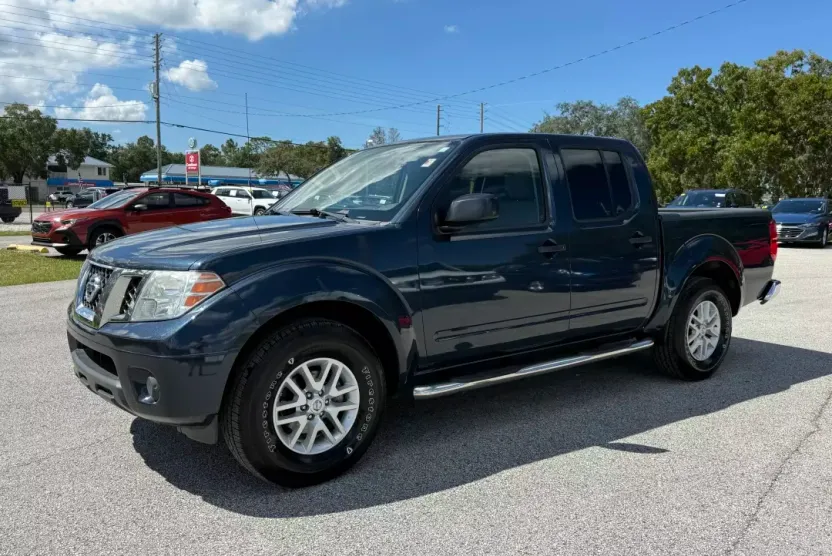 2019 Nissan Frontier SV photo 1