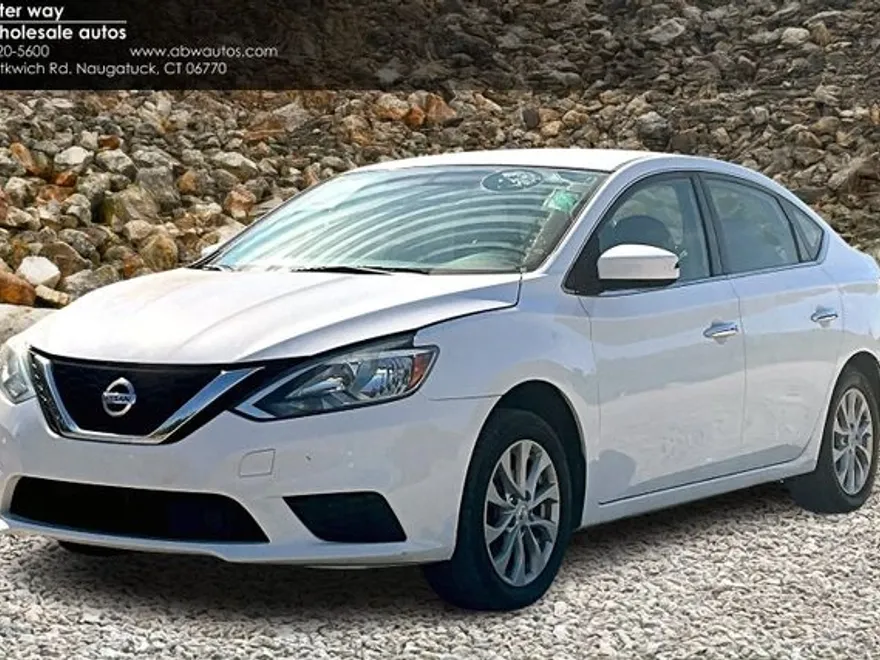 2019 Nissan Sentra SV photo 1