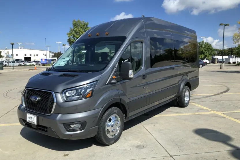 2025 Ford Transit Passenger XLT photo 1