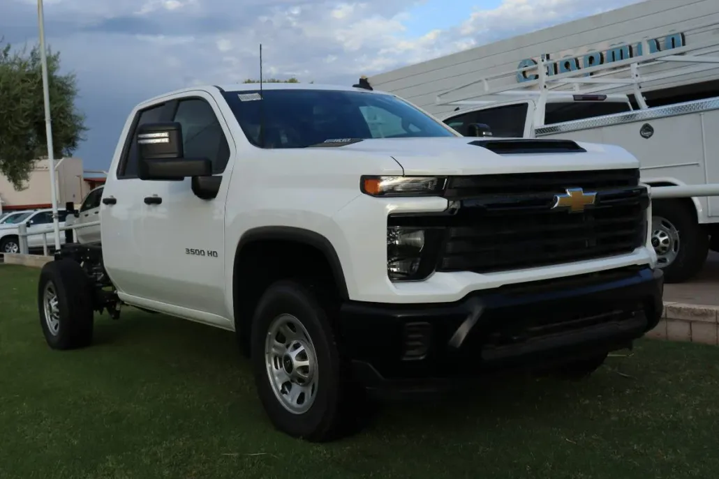 2024 Chevrolet Silverado 3500HD Work Truck photo 1