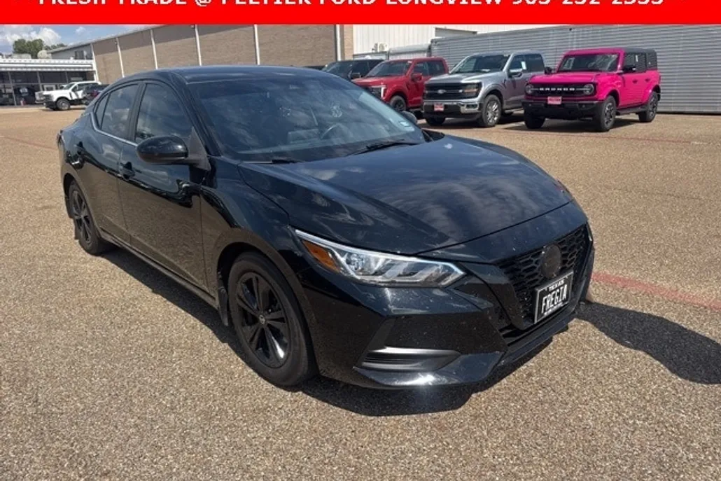 2022 Nissan Sentra SV photo 1
