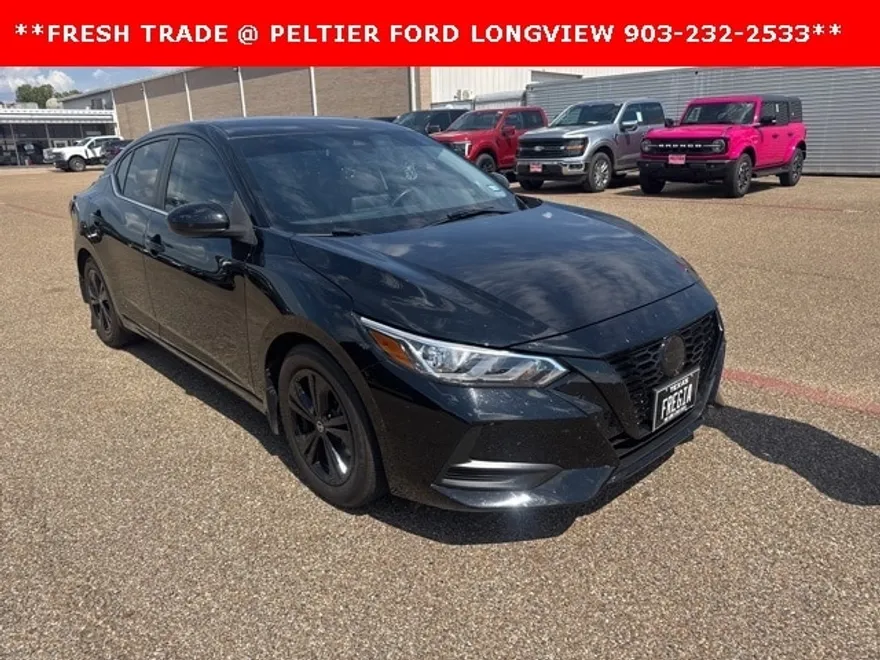 2022 Nissan Sentra SV photo 1