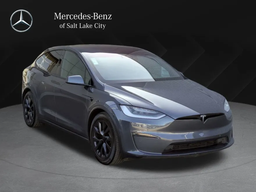 2022 Tesla Model X Plaid photo 1