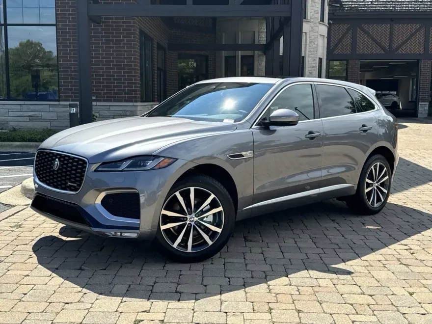 2025 Jaguar F-PACE P250 R-Dynamic S photo 1