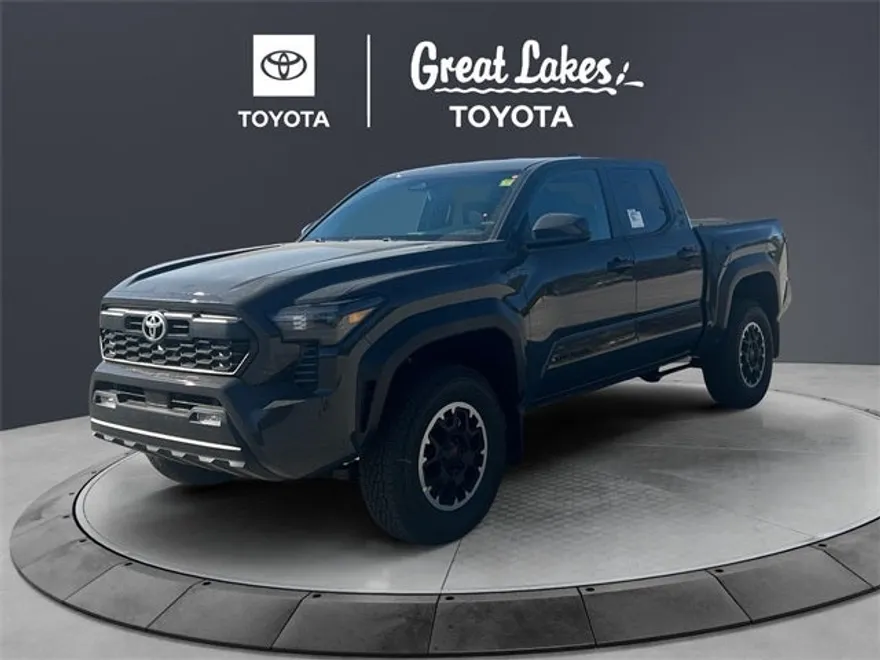 2025 Toyota Tacoma TRD Off-Road Double Cab photo 1