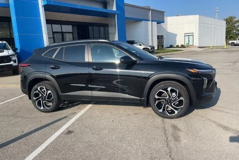 2026 Chevrolet Trax photo 1