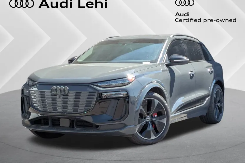 2025 Audi SQ6 photo 1