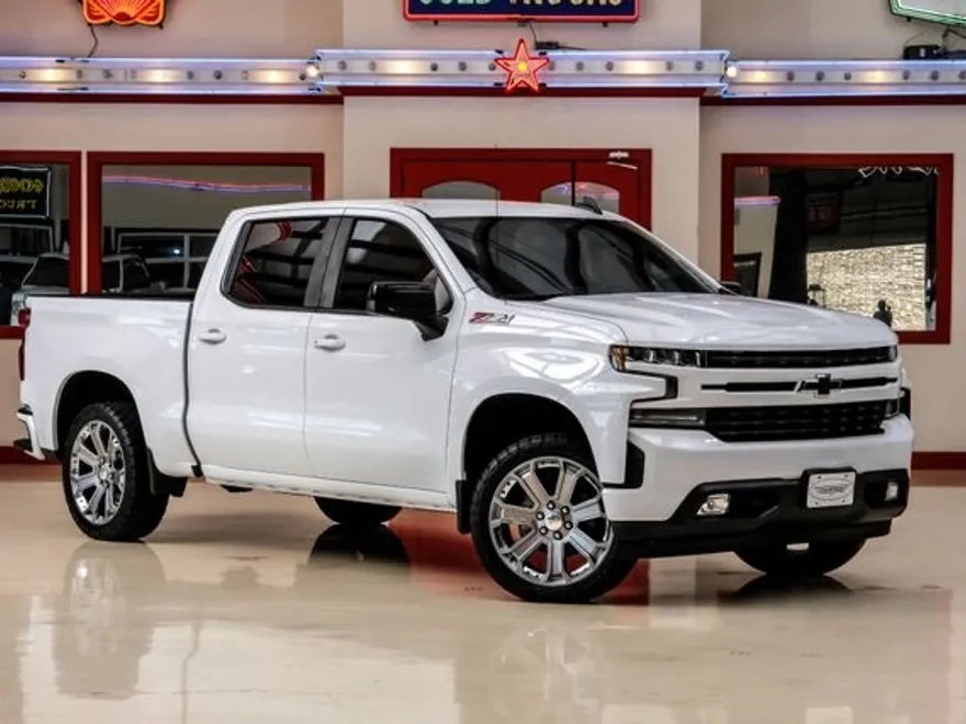 2021 Chevrolet Silverado 1500 RST photo 1