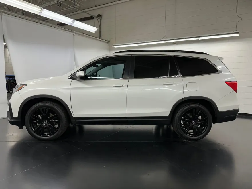 2022 Honda Pilot Special Edition photo 1