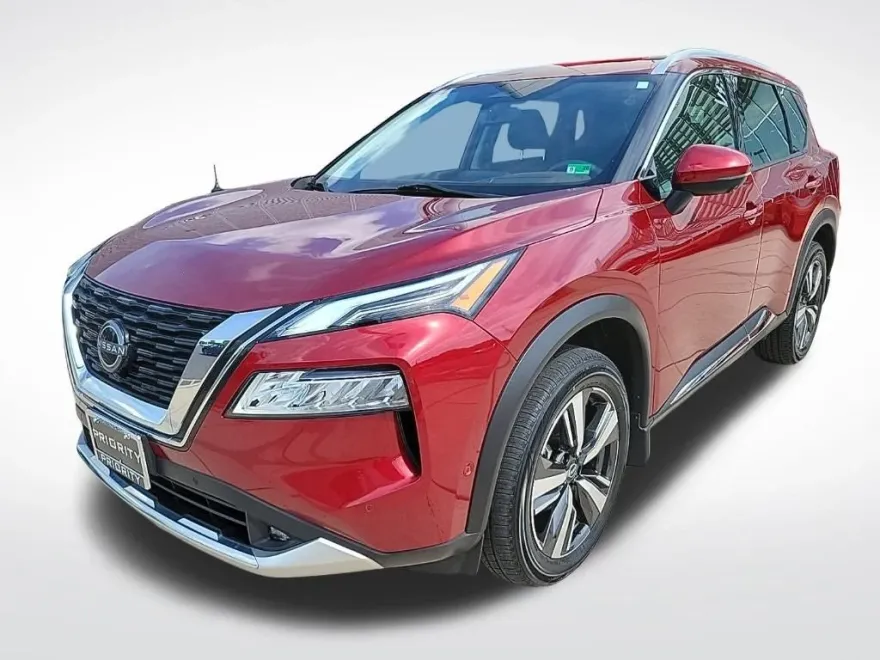 2022 Nissan Rogue Platinum photo 1